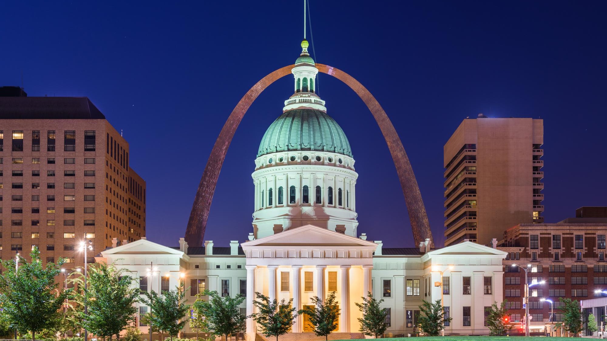 St Louis Missouri USA Park and Cityscape